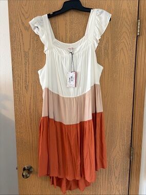 ANDREE BY UNIT White, Tan & Rust Colorblock Ruffle High-Low Dress